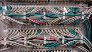 Verkabelung an einem Router